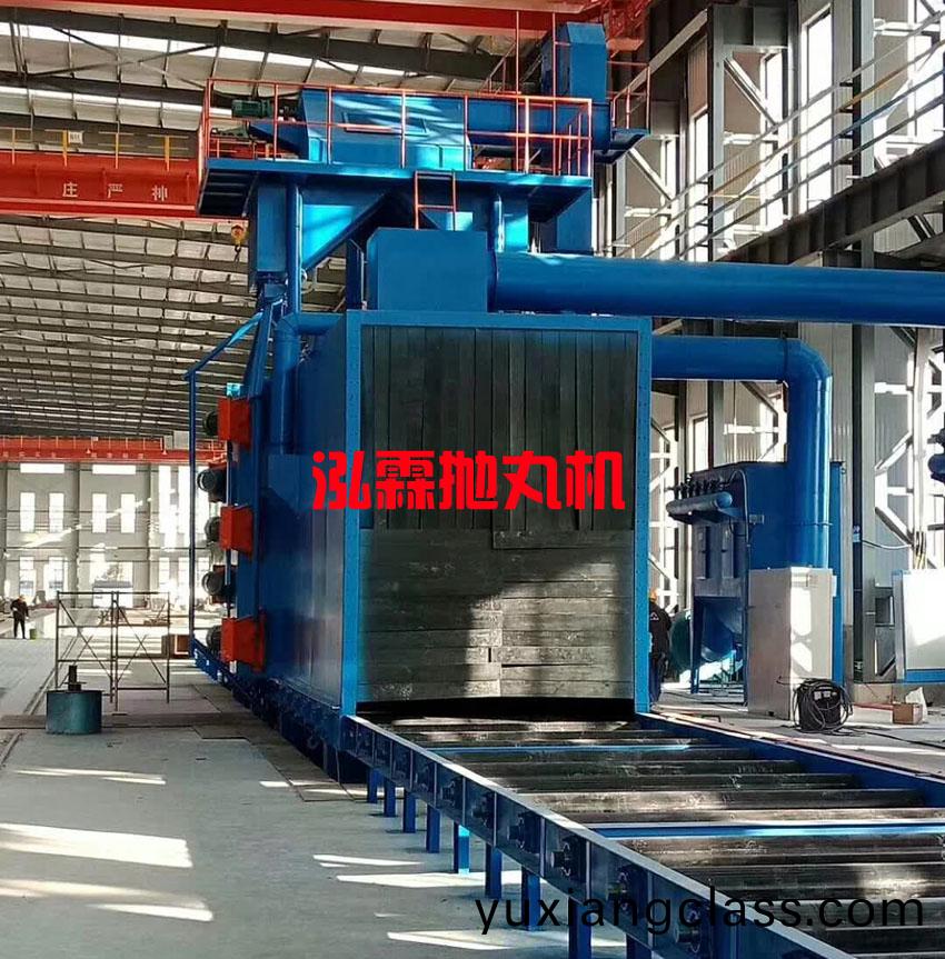 H型(xing)鋼結(jie)構抛(pao)丸機使(shi)用現(xian)場(chang)