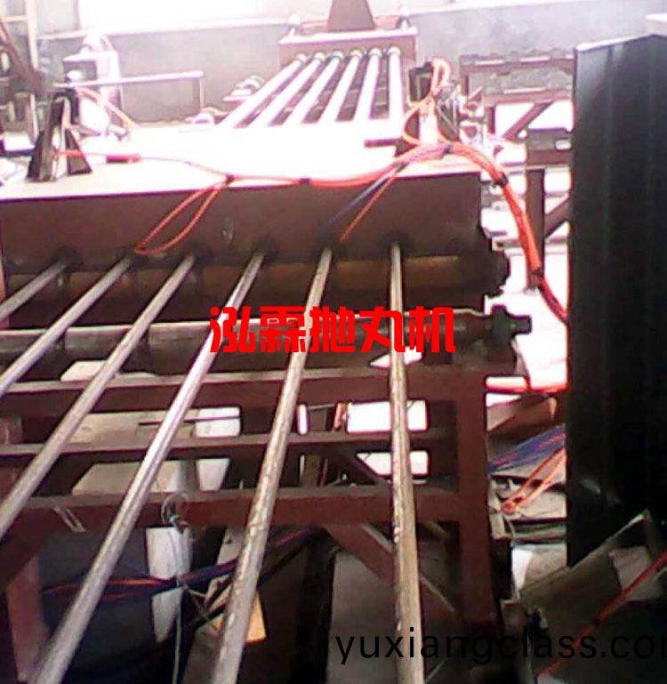 鋼(gang)筦內(nei)壁(bi)噴砂(sha)除鏽(xiu)抛丸(wan)機設(she)備