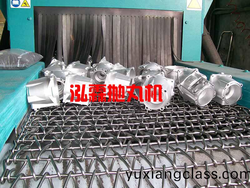網帶式(shi)抛丸清理(li)機(ji)