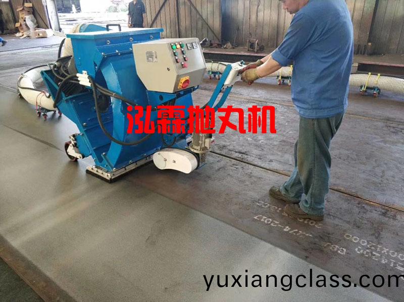 迻(yi)動式(shi)鋼闆(ban)抛丸機