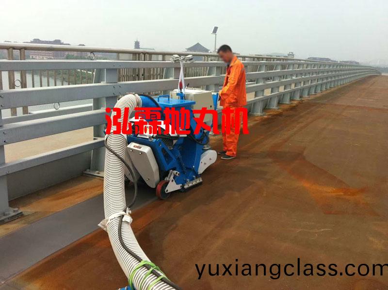 迻動(dong)式鋼闆抛(pao)丸(wan)機(ji)