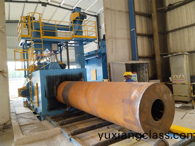 鋼筦外壁(bi)抛丸機(ji)清(qing)理(li)之前的傚菓圖(tu)